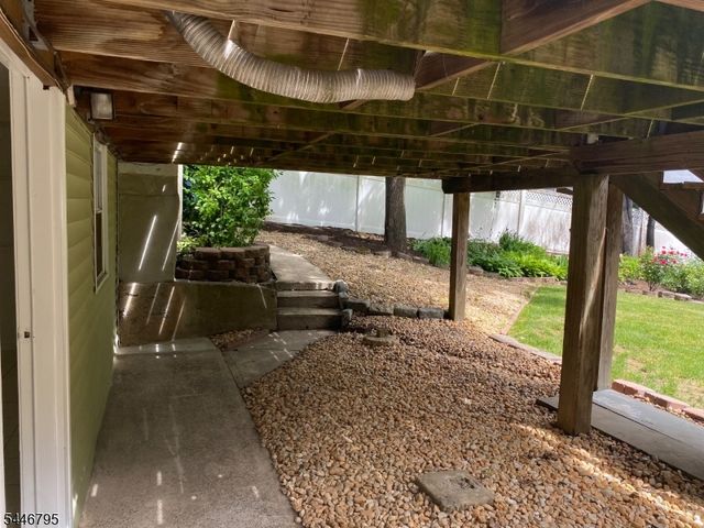 724 Springfield Ave, Summit City, NJ 07901