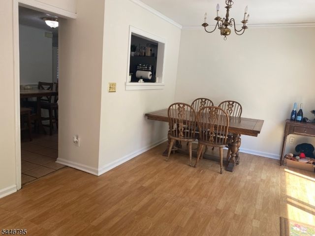 724 Springfield Ave, Summit City, NJ 07901