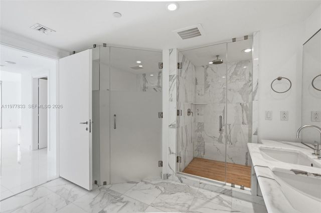 2627 S Bayshore Dr 501, Miami, FL 33133