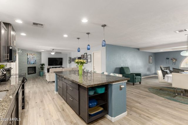 417 E BECK Lane, Phoenix, AZ 85022