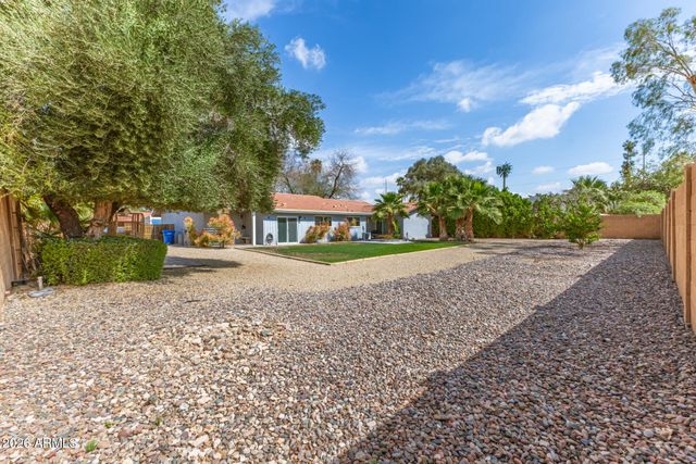 417 E BECK Lane, Phoenix, AZ 85022