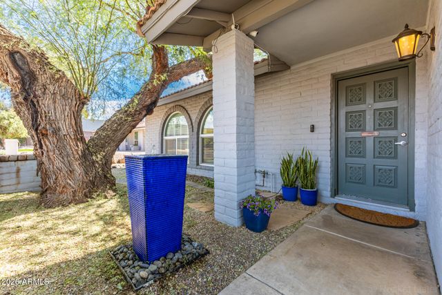 417 E BECK Lane, Phoenix, AZ 85022