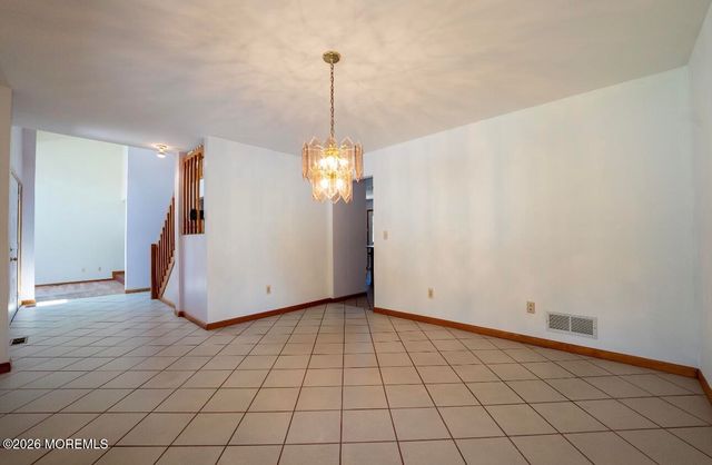 519 Ilexberry Lane, Toms River, NJ 08753