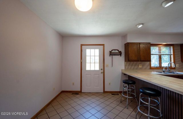 519 Ilexberry Lane, Toms River, NJ 08753