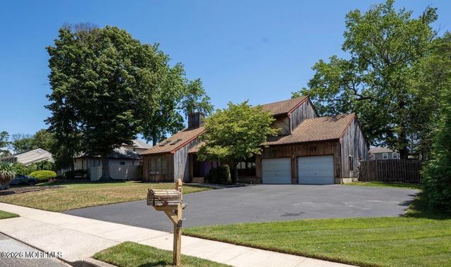 519 Ilexberry Lane, Toms River, NJ 08753