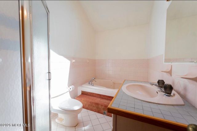 519 Ilexberry Lane, Toms River, NJ 08753