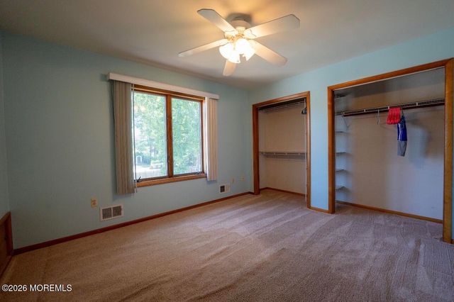 519 Ilexberry Lane, Toms River, NJ 08753