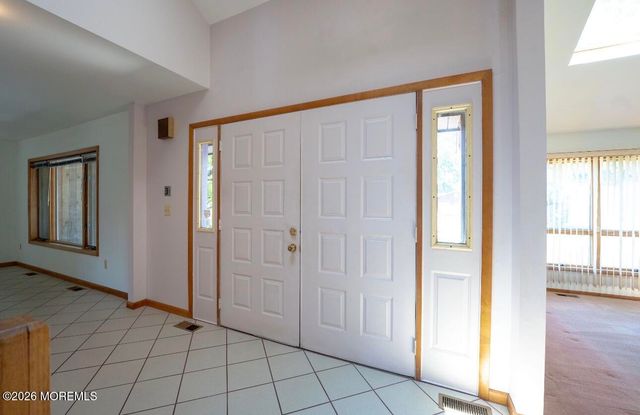 519 Ilexberry Lane, Toms River, NJ 08753