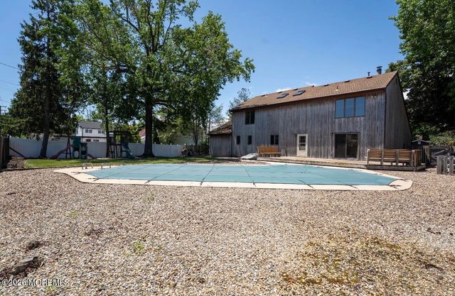 519 Ilexberry Lane, Toms River, NJ 08753
