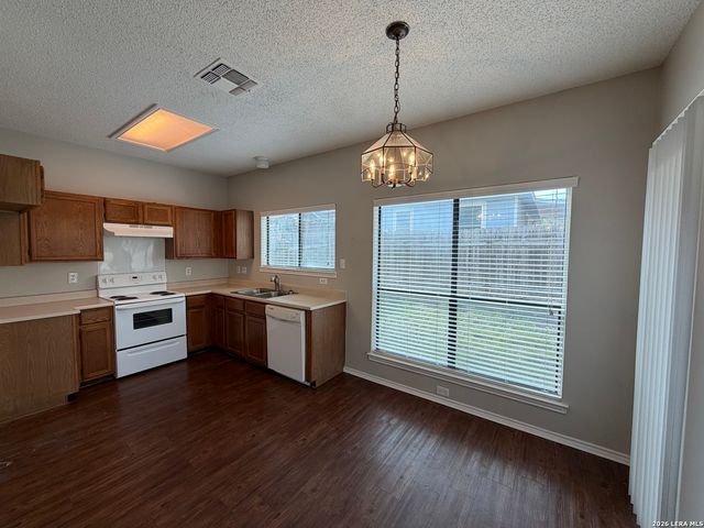 5827 Spring Green, San Antonio, TX 78247