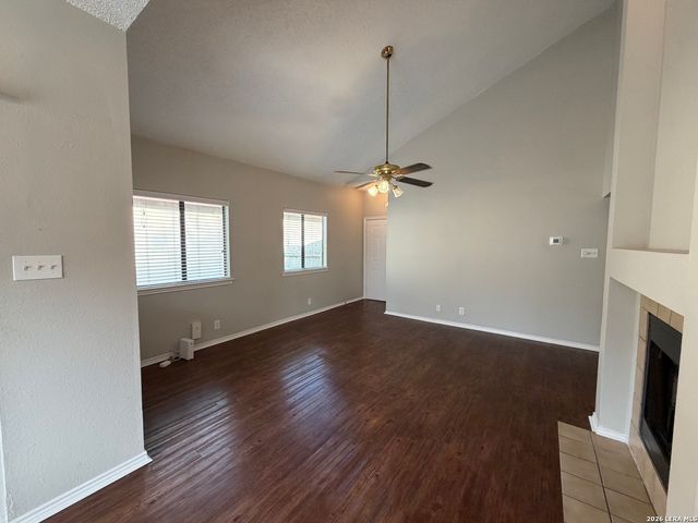 5827 Spring Green, San Antonio, TX 78247