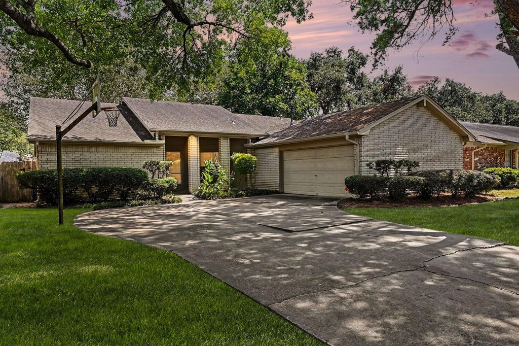 21307 Park Tree Lane, Katy, TX 77450