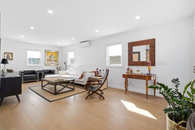 1510 Jasmine Street, San Mateo, CA 94402