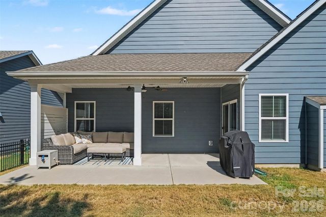 6513 Cumberland Drive, Harrisburg, NC 28075