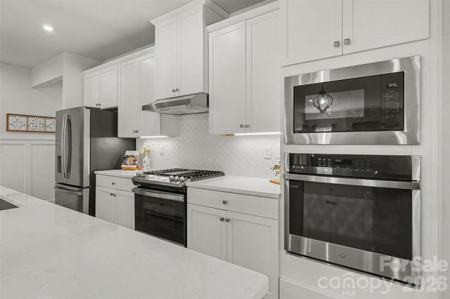6513 Cumberland Drive, Harrisburg, NC 28075