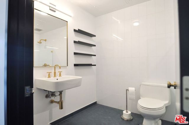 315 E 8th Street 406, Los Angeles, CA 90014