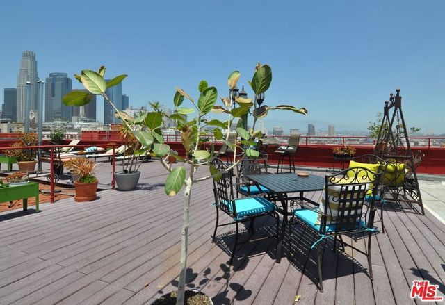 315 E 8th Street 406, Los Angeles, CA 90014