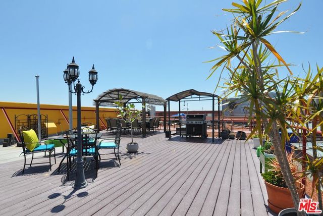 315 E 8th Street 406, Los Angeles, CA 90014