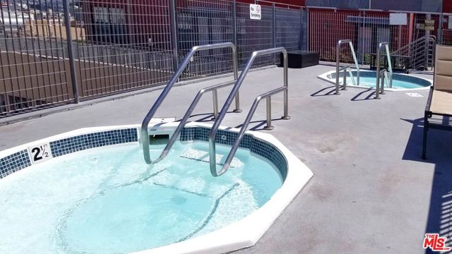 315 E 8th Street 406, Los Angeles, CA 90014
