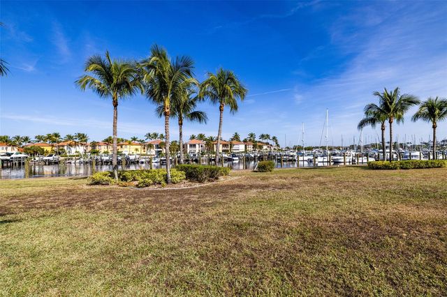 3230 SOUTHSHORE DRIVE 34A, Punta Gorda, FL 33955