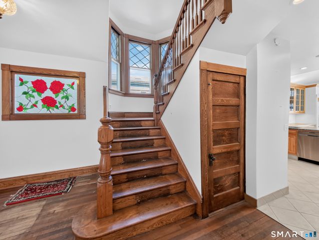27 Willow Street, Stonington, CT 06355