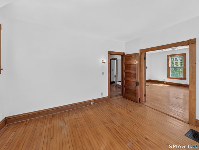 27 Willow Street, Stonington, CT 06355
