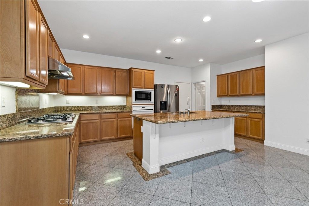 7251 Blue Crab Court, Eastvale, CA 92880 — photo 5