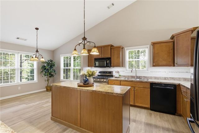 78 Foxdale Way, Dallas, GA 30132