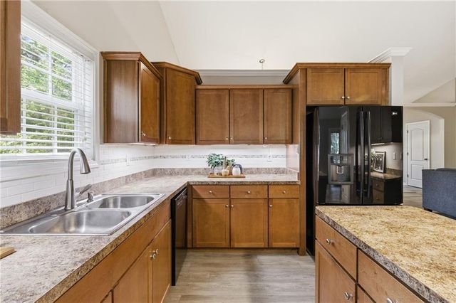 78 Foxdale Way, Dallas, GA 30132