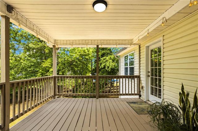78 Foxdale Way, Dallas, GA 30132