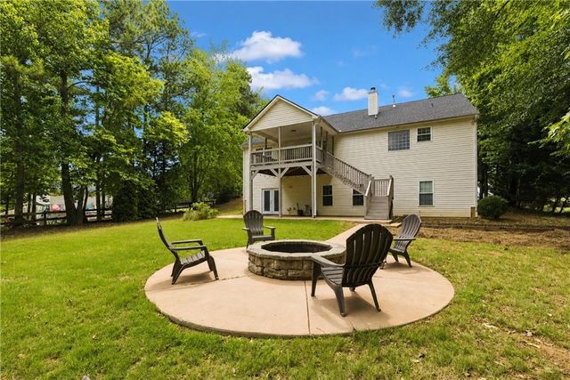 78 Foxdale Way, Dallas, GA 30132