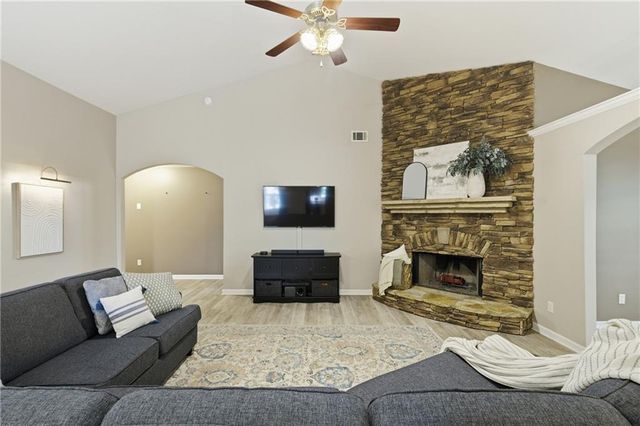 78 Foxdale Way, Dallas, GA 30132