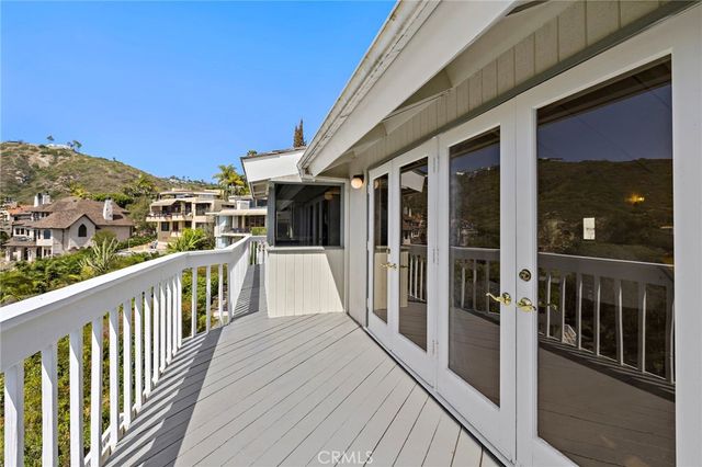 665 Temple Hills Drive, Laguna Beach, CA 92651