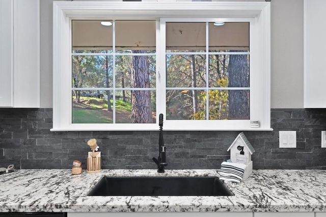 16485 Rolling Oaks Ct, Fiddletown, CA 95629