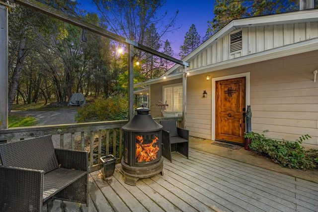 16485 Rolling Oaks Ct, Fiddletown, CA 95629