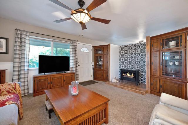 16485 Rolling Oaks Ct, Fiddletown, CA 95629