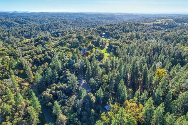 16485 Rolling Oaks Ct, Fiddletown, CA 95629