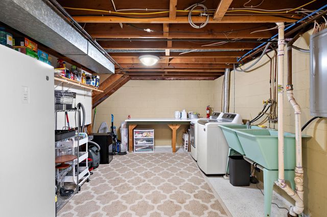 1507 Quebec Avenue N, Champlin, MN 55316