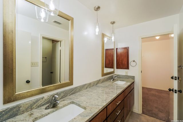 1319 Saint Andrews, San Antonio, TX 78248