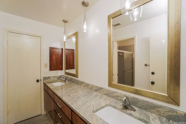 1319 Saint Andrews, San Antonio, TX 78248