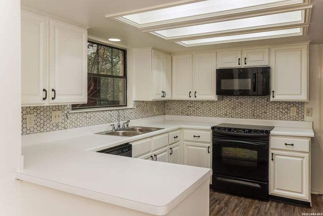 1319 Saint Andrews, San Antonio, TX 78248