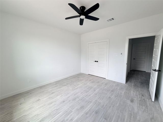 602 Road 5201, Cleveland, TX 77327