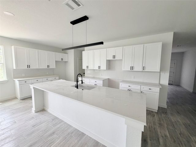 602 Road 5201, Cleveland, TX 77327