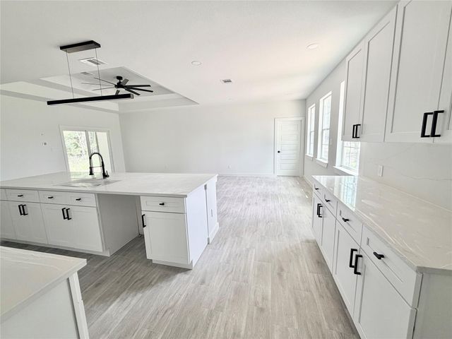 602 Road 5201, Cleveland, TX 77327