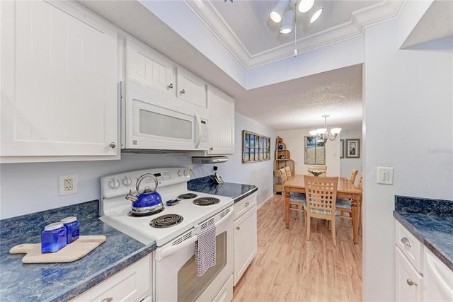 6124 43RD STREET W 205A, Bradenton, FL 34210