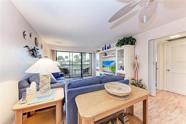 6124 43RD STREET W 205A, Bradenton, FL 34210