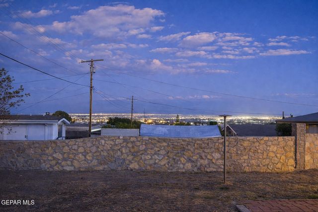 3405 VOLCANIC Avenue, El Paso, TX 79904