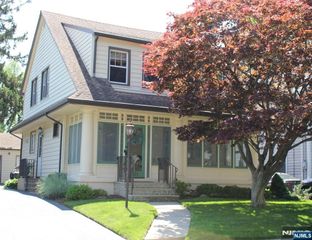523 Winne Avenue, Oradell, NJ 07649