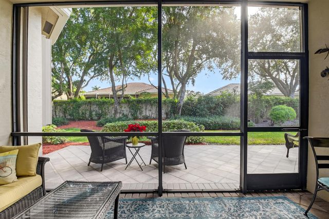 6554 Camarillo Terrace Lane, Delray Beach, FL 33446