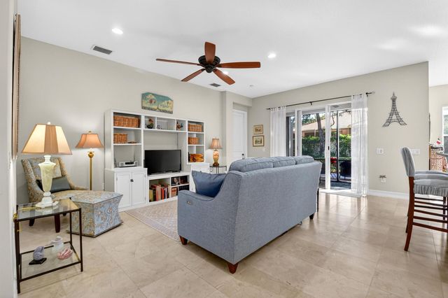 6554 Camarillo Terrace Lane, Delray Beach, FL 33446